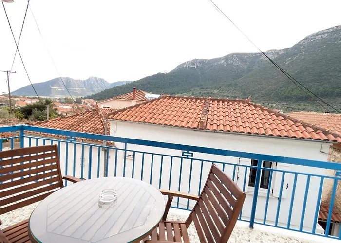 Sapho\'S House